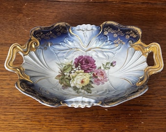 Bol de servir antiguo de porcelana con diseño floral, asas doradas y centro de rosa, 28,5 cm (11,25 pulgadas).