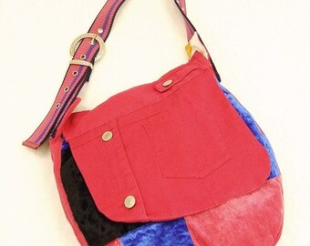 Shoulder bag made of recycled textiles