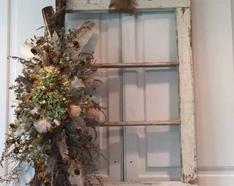 Old Window Frame Salvage / Farmhouse Style Window / White Chippy Window Hanging / Dried Floral Decor / Dried Wall Hanging