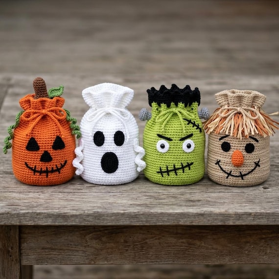 Halloween Crochet Treat Bag Pattern PDF, Pumpkin Ghost Frankenstein Scarecrow Drawstring Bag Pattern, Crochet Treat Pouch Pattern.