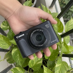 Canon PowerShot SX740 HS 40x Zoom Compact Camera, 20.3MP, 4K Video, Black