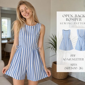 Può includere: Una tuta corta a righe verticali blu e bianche con schiena scoperta. Il cartamodello include il testo OPEN BACK ROMPER SEWING PATTERN, PDF, A0 A4 US LETTER e SIZES 00-26, mostrando le viste anteriore e posteriore del capo.