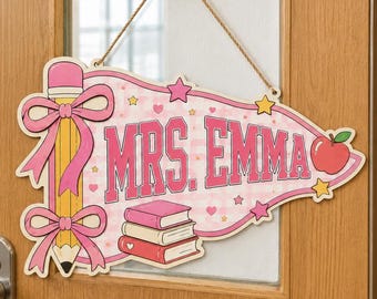 Class Welcome Sign, Custom Teacher Pennant Flag Door Sign, Personalized Teacher Pennant Sign, Wooden Teacher Door Sign, Back To School Gift