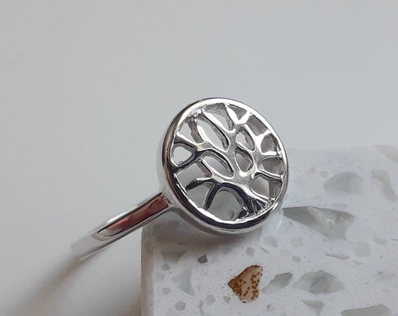 Sterling silver tree ring, tree of life ring, silver stacking rings for women, protection ring, nature jewelry, mother daughter, family tree
