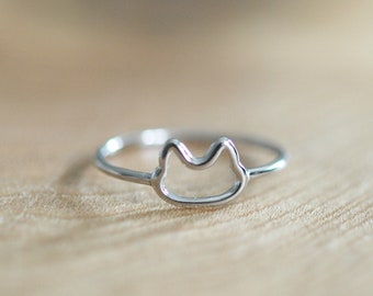 Sterling silver cat ring, stacking rings for women, pet lover, pussycat ring, kitten, cat face, cat jewelry, feline, kitty, crazy cat lady