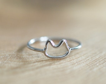 Sterling silver cat ring, kitty jewelry, pet lover gift