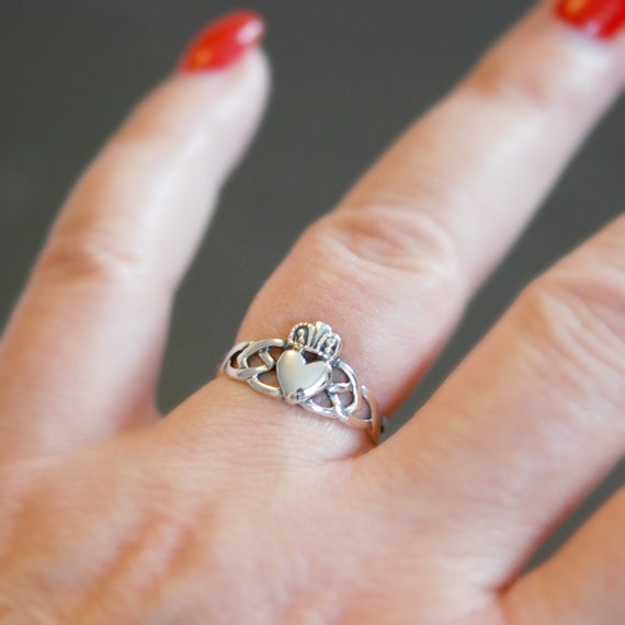 Sterling silver claddagh ring