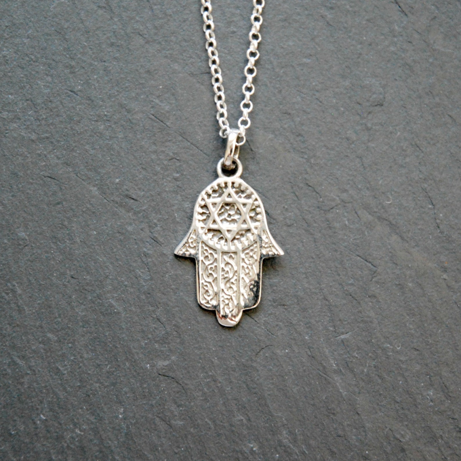 Hamsa hand pendant silver Clearance