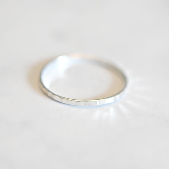 Thin silver ring, 925 sterling silver stacking ring, hammered band, 925 sterling silver ring, thin ring, rings for women, minimalist ring