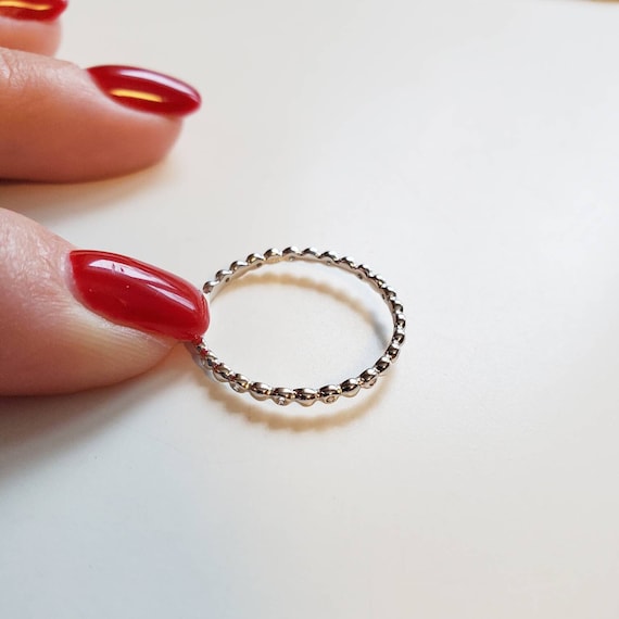 Sterling silver and cubic zirconia bead band ring