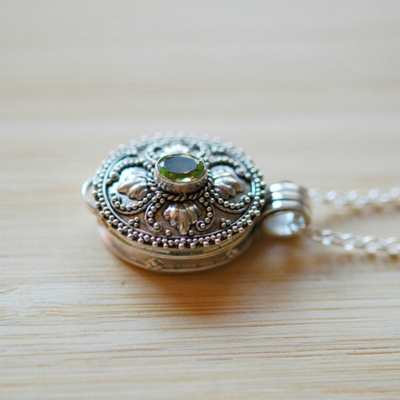 Buy Ornate Stash Vial / Prayer Box Necklace/poison Necklace/pill Box Pendant  Online in India - Etsy