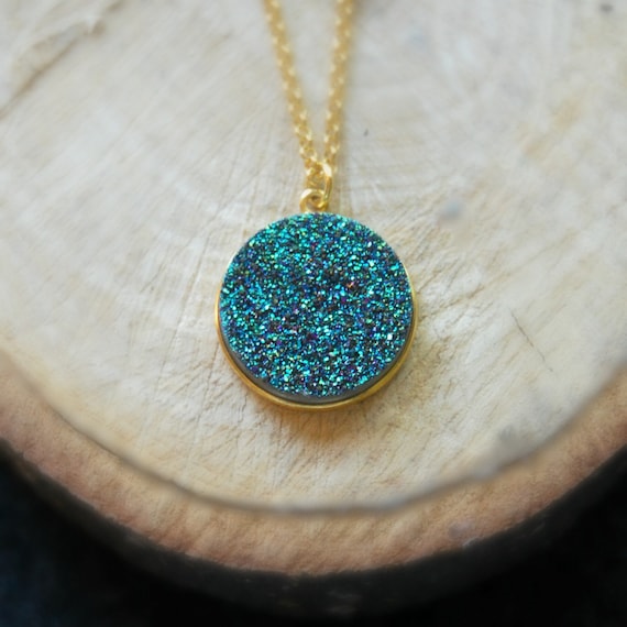 Genuine druzy necklace in green or white