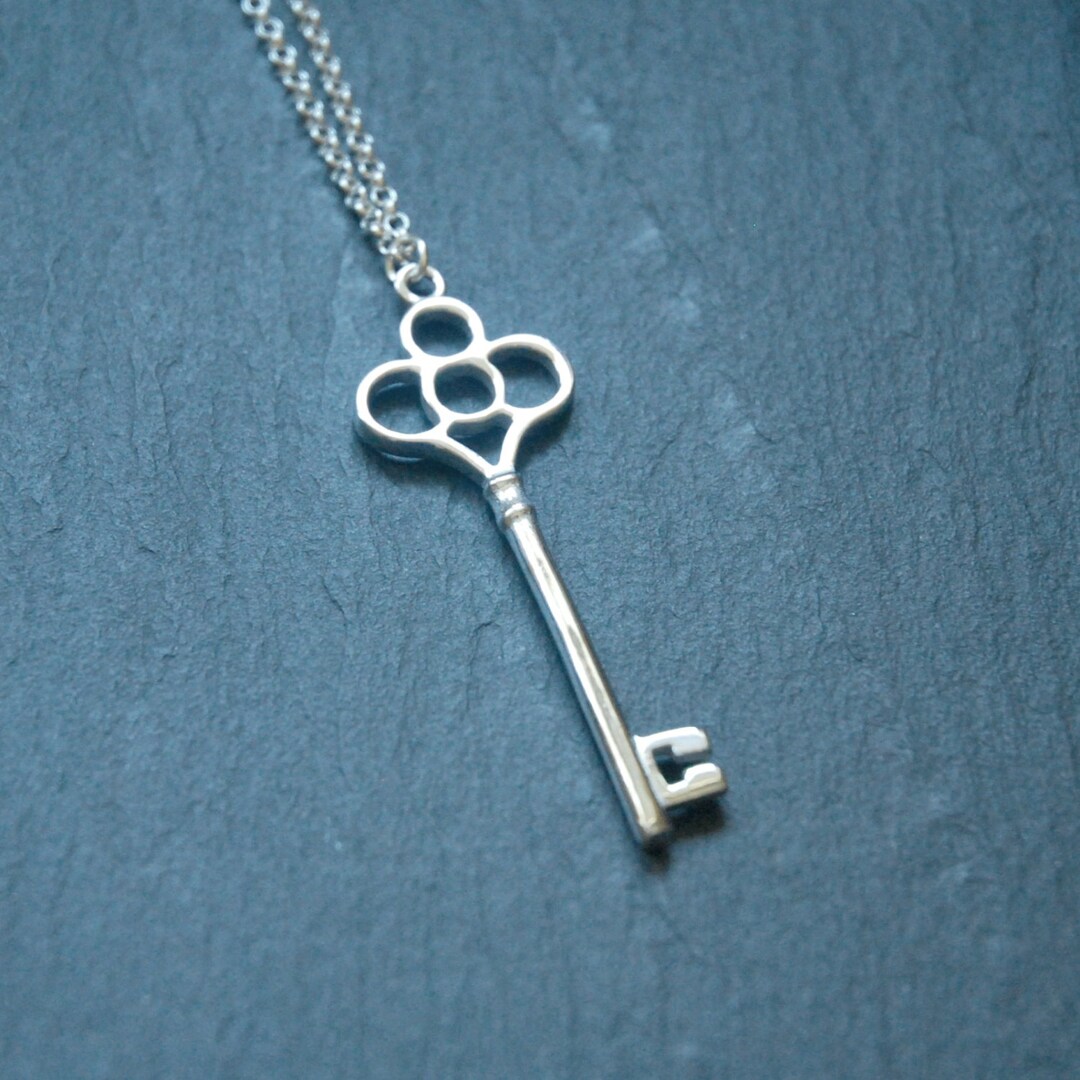 Silver Key Necklace for Women 925 Sterling Silver Key Pendant