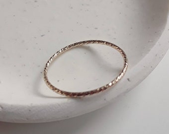 Simple gold ring, rings for women, goldfilled stacking ring, minimalist ring, dainty ring, diamond cut thin ring, sparkle ring, tarnish free