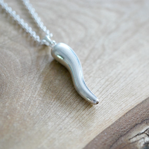 Sterling silver italian horn necklace