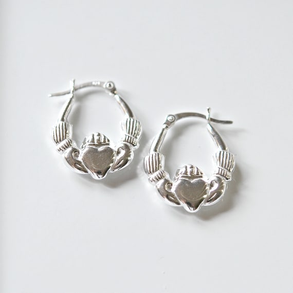 Sterling silver claddagh earrings