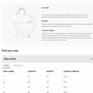 K&ouml;nnte beinhalten: Eine Gr&ouml;&szlig;entabelle f&uuml;r einen wei&szlig;en Kapuzenpullover mit einem Diagramm, das rote gestrichelte Linien f&uuml;r A L&auml;nge, B Breite und C &Auml;rmell&auml;nge zeigt. Darunter befindet sich eine Tabelle mit den Gr&ouml;&szlig;en S bis 5XL in Zentimetern.