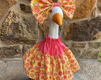 Vestido floral con volantes de Porch Goose con lazo extragrande a juego - Talla única para gansos de 23 a 29 pulgadas