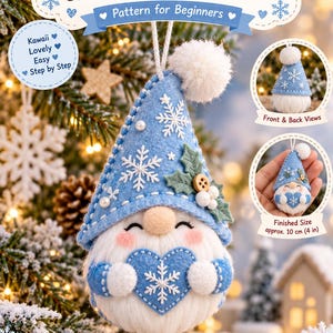 Pode incluir: Um padrão de enfeite de árvore de Natal de gnomo de feltro para iniciantes. O kit inclui um chapéu de feltro azul claro com bordado de flocos de neve brancos, um pompom, um nariz redondo, barba branca e um coração azul com floco.