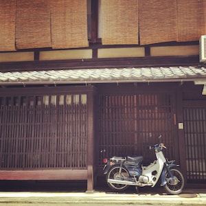 Vintage Super Cub in Front of Traditional Japanese House / Japan Street Photography