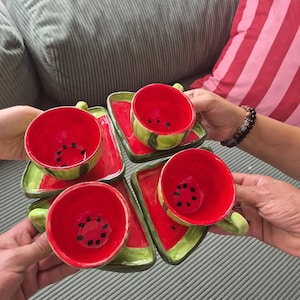 Conjunto de caneca e prato de melancia feitos à mão, conjunto de jantar de cerâmica de 8 peças, conjunto de xícaras de café de melancia com 4 peças, decoração de cozinha de verão, presente para amantes de frutas.