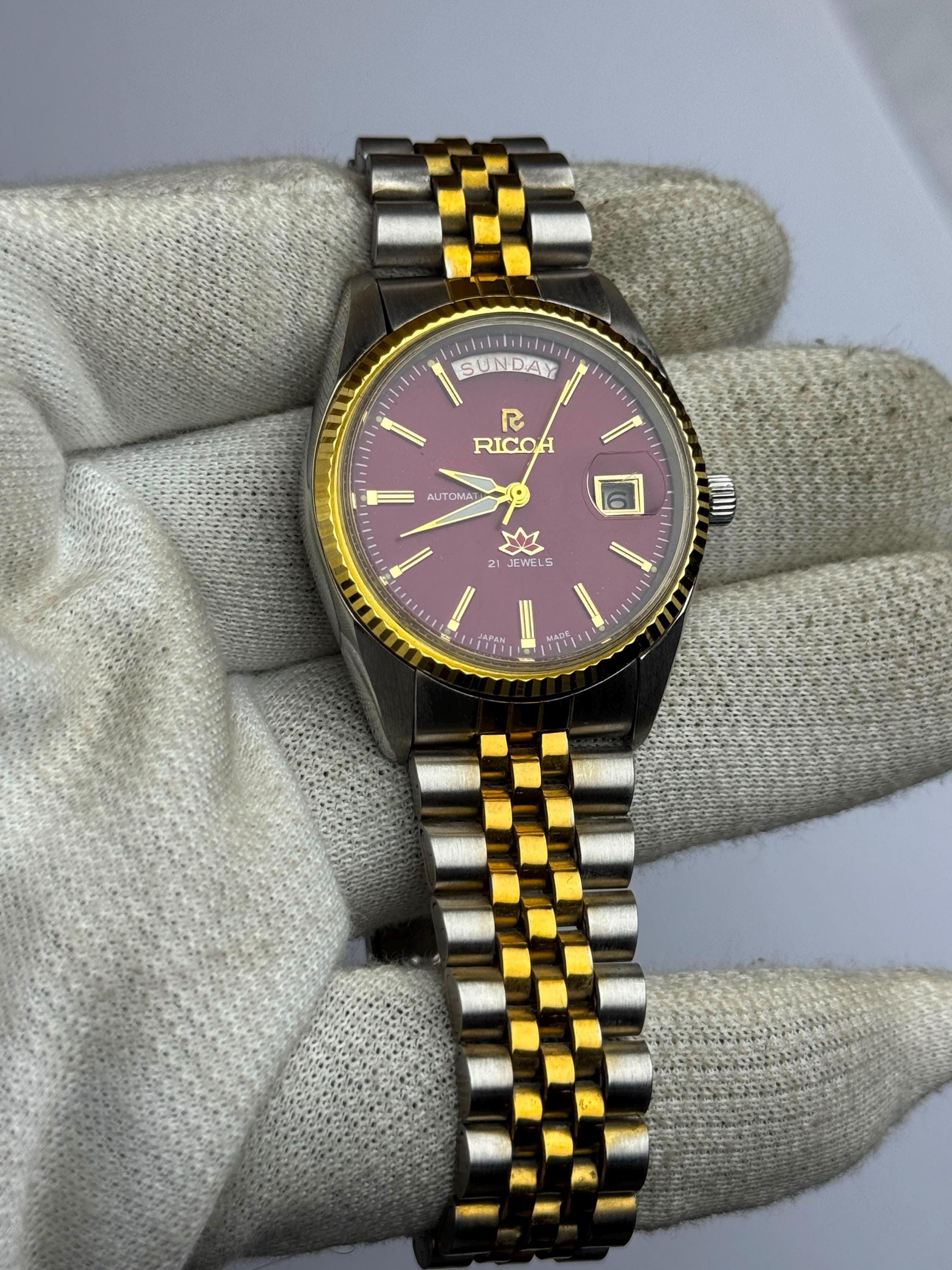 Bulova super seville - Etsy 日本