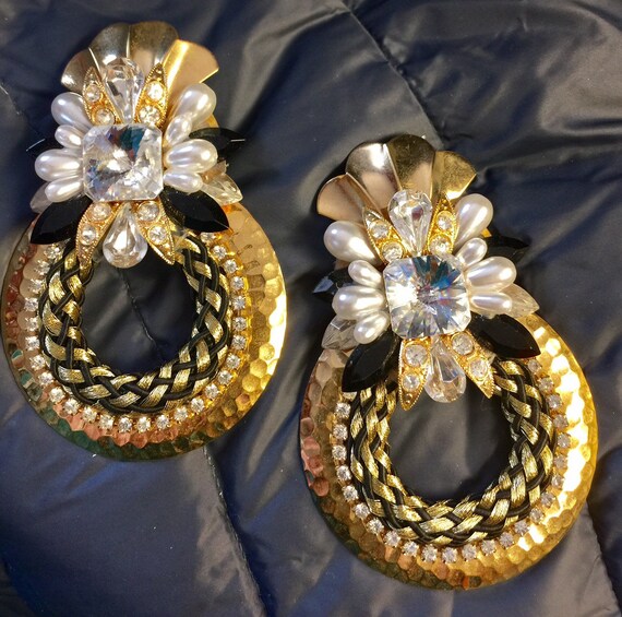 Wendy Gell Unsigned Clip Earrings Large Glam 80s … - image 4