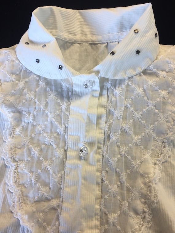 Vintage 1950s Girls' Blouse Rhinestones Eyelet La… - image 2