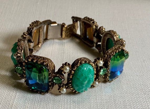 Glorious Vintage Rhinestone and Scarab Gold Tone … - image 5