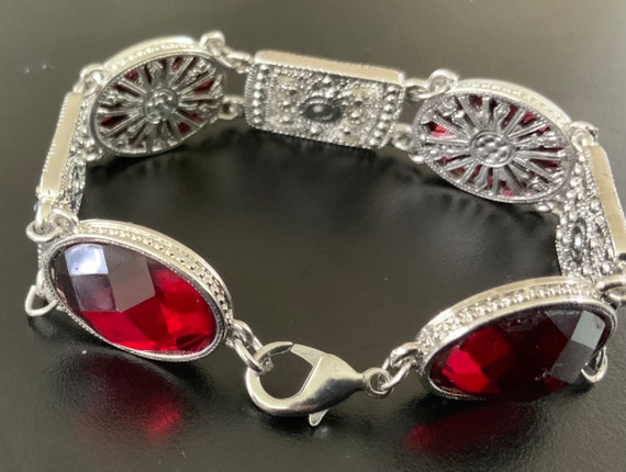 Glamorous 1940s 1950s Ruby Red and Marcasite Brac… - image 6