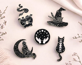 Cute Halloween Cat Pin | Black Cat Jewelery Brooch for Dress up or Daily Wear