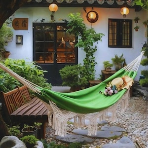 Hamaca bohemia con flecos para patio y jardín, hamaca portátil de cuerda de algodón para acampar y relajarse en el jardín.