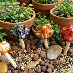 Vintage ceramic mushroom plant stand, hand-glazed mushroom-shaped stand, mini wonderland garden accessory.
