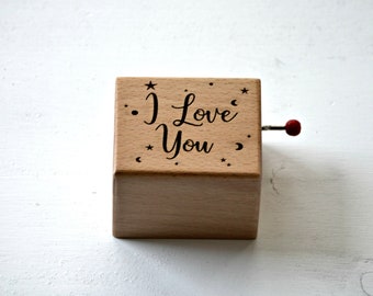 Engraved music box "I love you". Choose a song from the list. Hand cranked mechanism