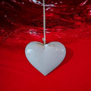 White Heart Hanging Ceramic Vase- Classy and Unique