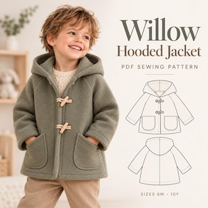 Può includere: Una giacca con cappuccio color verde salvia con due chiusure a levetta chiare e due tasche frontali applicate. Il testo recita Willow Hooded Jacket PDF SEWING PATTERN SIZES 6M - 10Y, accompagnato da due disegni al tratto in bianco e nero.