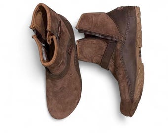 Merrell brown suede boots womens
