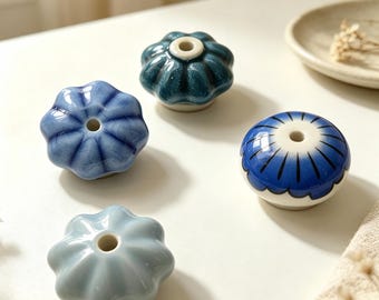 Ceramic knobs,cabinet knobs,cabinet hardware,blue and white ceramic knobs,hand-painted drawer handles,drawer knobs,door handles,vintage knob