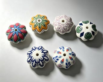 Colorful ceramic flower knobs,vintage dressing table knobs,Cabinet hardware,Floral drawer handles,Ceramic knobs,country-style decorations