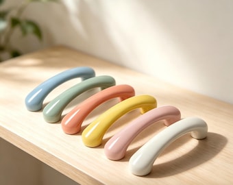Curved ceramic handles and knobs, colorful decorative handles suitable for children's rooms, handles for dressing tables and wardrobes