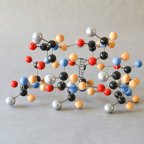 Vintage molecular atom model chemistry lab supply teaching material