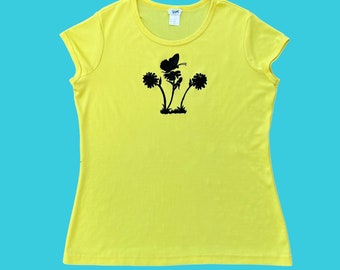 1970s bright yellow French cut tee with butterfly // L - XL // vintage 70s Vera Neumann stretchy baby tee cap sleeves floral print