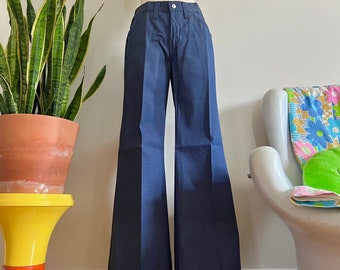 Vintage 70s High Waisted Staggers Jeans 