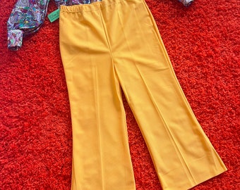 Deadstock 1970s mustard yellow flares // XL-XXL // NWT vintage 70s high waisted ribbed poly knit bell bottoms Plus Size separates 1X 2X