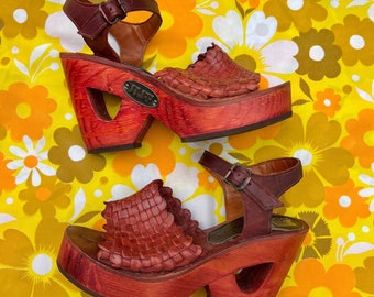 1970s leather platform sandals Stuff by Frank Sbicca // vintage 6 // red leather basket weave platform wedges with cut out wooden heels