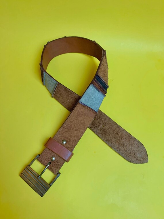 Vintage 1970s patchwork suede belt brass buckle s… - image 3