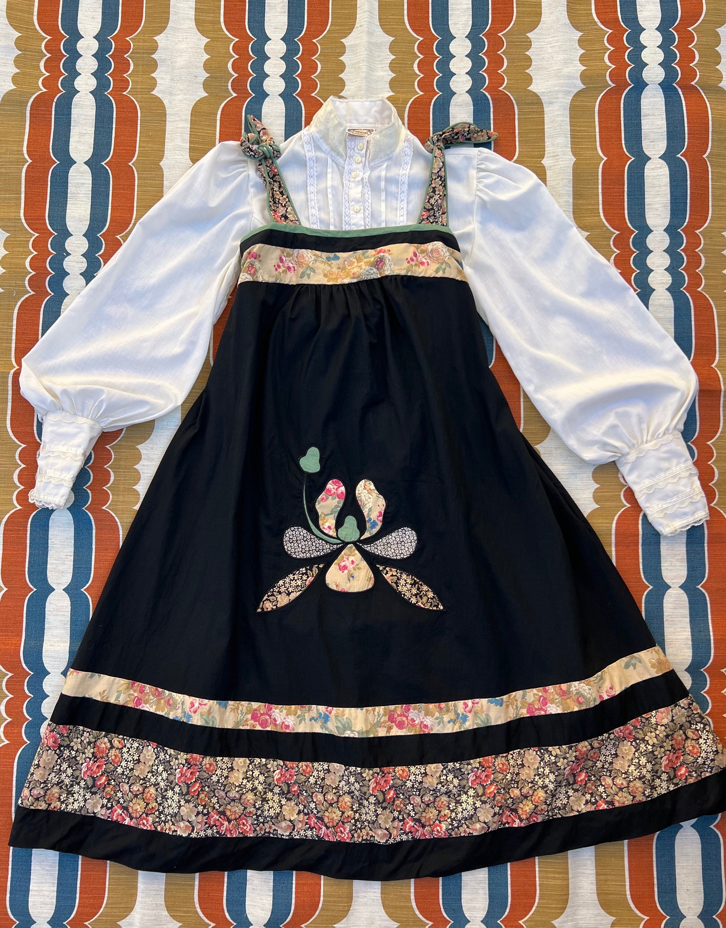 1970s Young Edwardian Patchwork Cotton Trapeze Dress // Small  