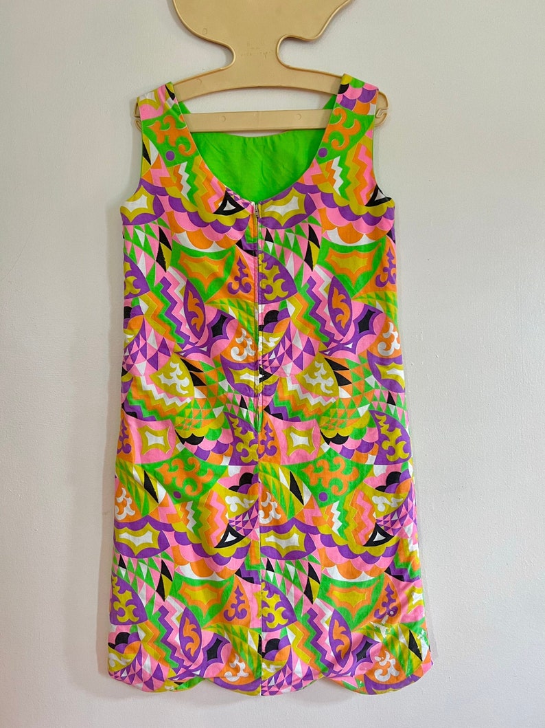 1960s REVERSIBLE psychedelic kaleidoscope print dress // XS - S // vintage 60s colorful rainbow mini dress cotton shift dress
