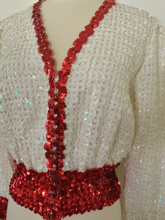 Vintage 1960s white + red sequin costume top // M… - image 3