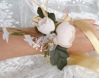 Wedding Flower Corsage, Floral Bracelet, Ivory Gold Rose Corsage, Flower Prom Corsage, Wedding Bridesmaids Corsage, Bridesmaids Gifts